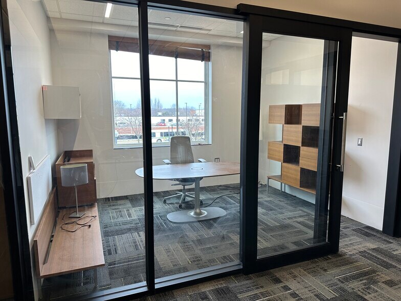 More Photos Of 85 E 8th St, Holland Medical For Sale