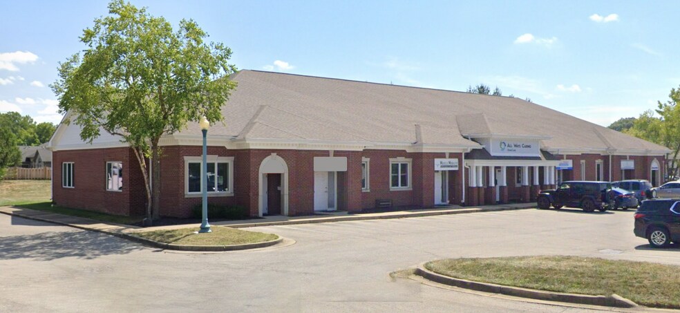 More Photos Of 11079-11099 Village Square Ln, Fishers Office For Lease