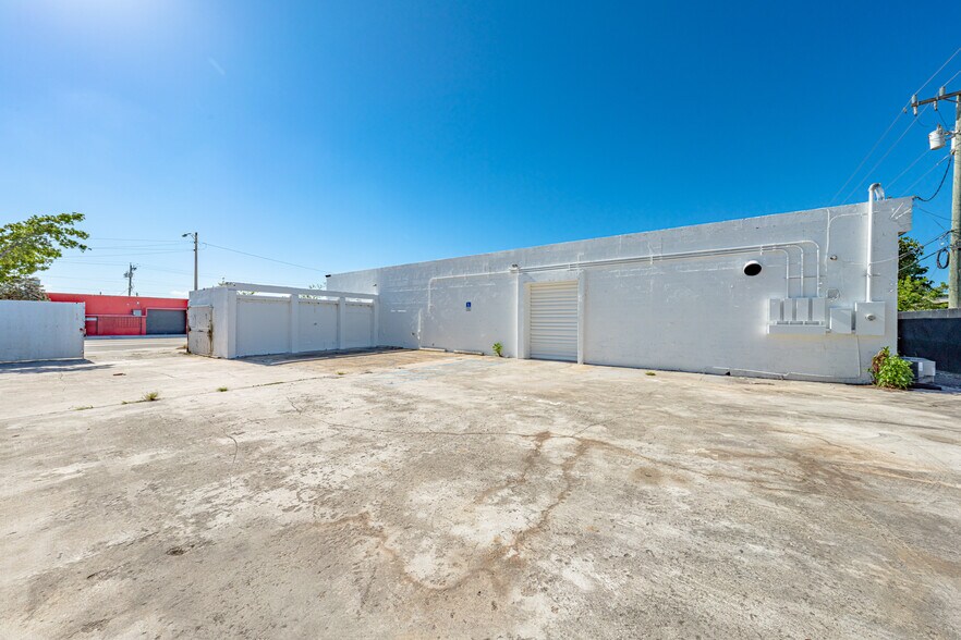 More Photos Of 716 NW 7th Ave, Fort Lauderdale Warehouse For Lease