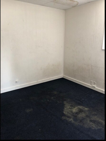 More Photos Of 501 Ridge Rd, Homewood Self Storage For Sale