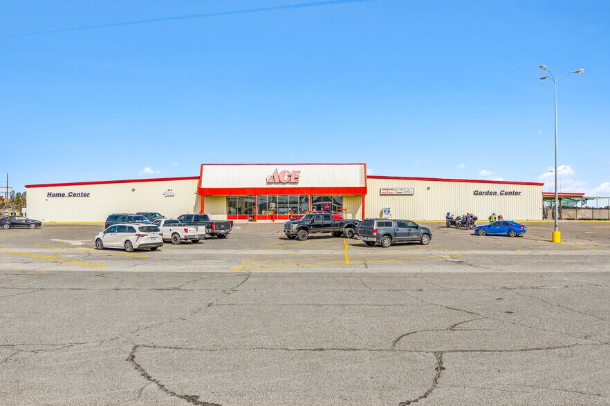Primary Photo Of 2100 W Dickinson Blvd, Fort Stockton Freestanding For Sale