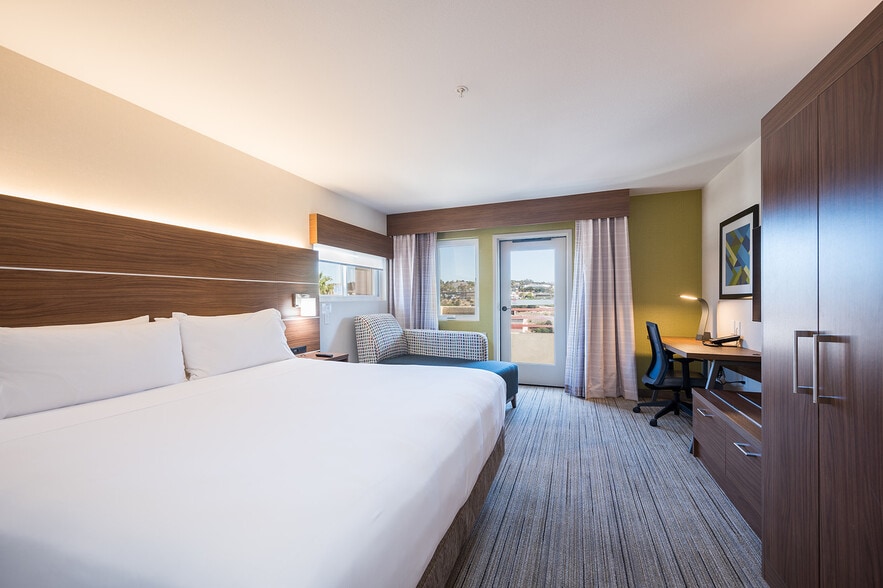 More Photos Of 775 N Oak Park Blvd, Grover Beach Hotel For Sale