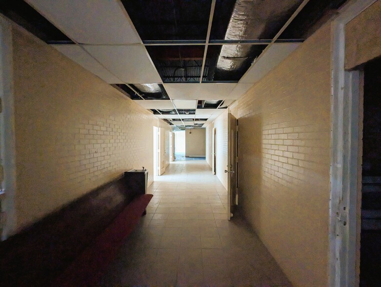 More Photos Of 1180 Washington Blvd, Beaumont Religious Facility For Sale