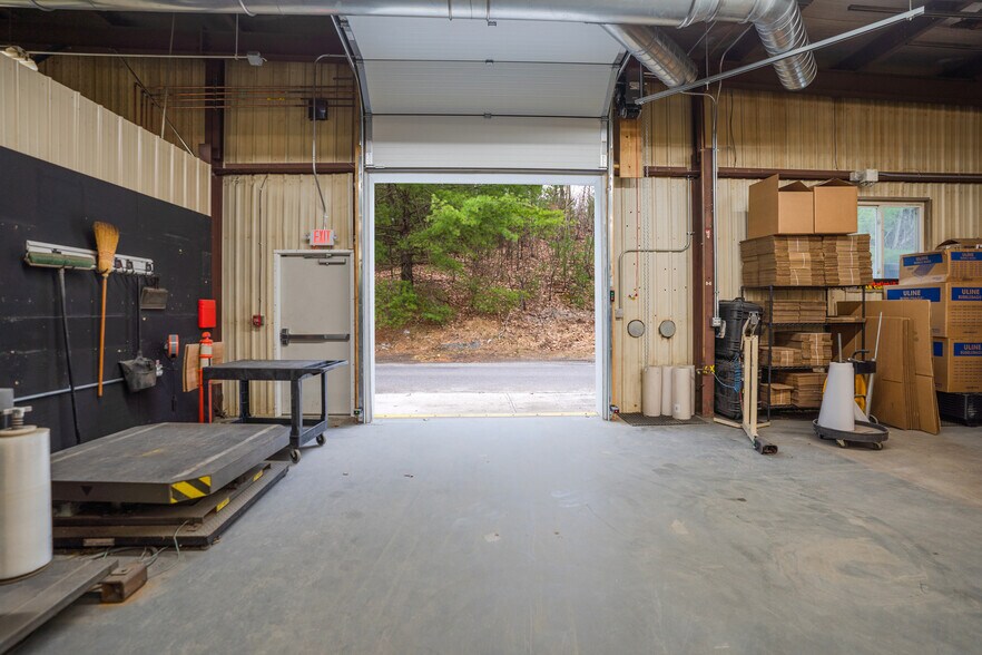 More Photos Of 82 Benning St, West Lebanon Manufacturing For Lease