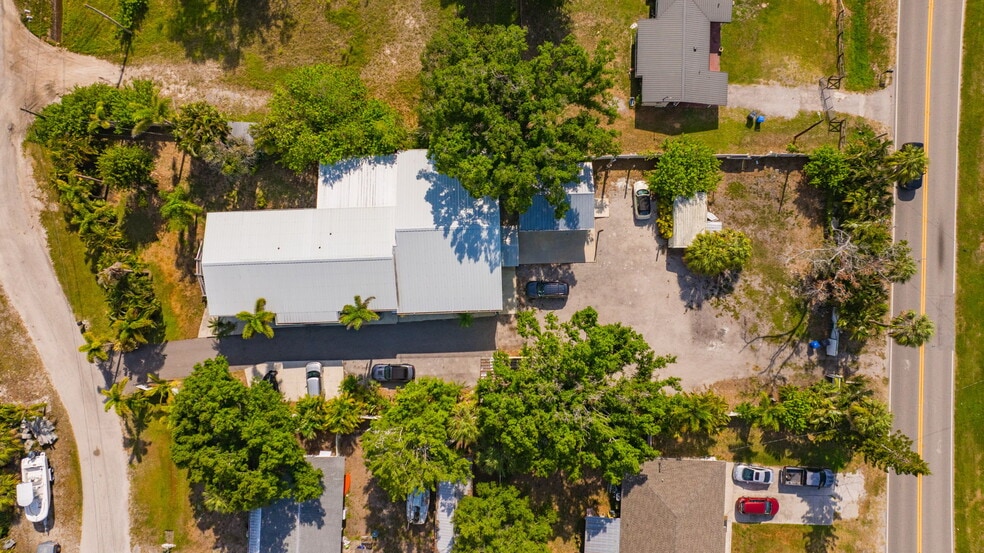 More Photos Of 826 W Shell Point Rd, Ruskin Land For Sale