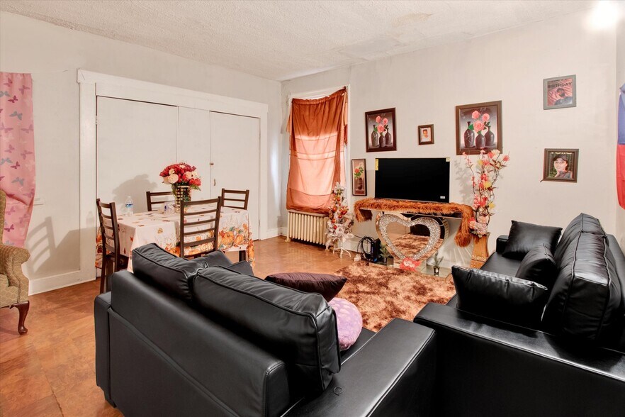 More Photos Of 238 S 5th St, Reading Apartments For Sale