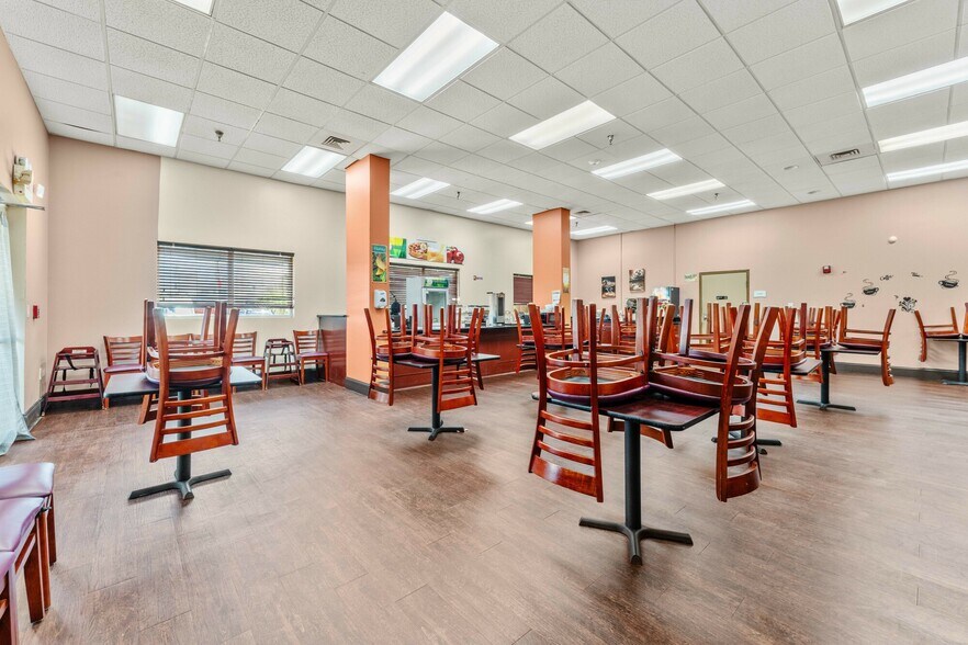 More Photos Of 12340 I-10 Service Rd, New Orleans Hotel For Sale