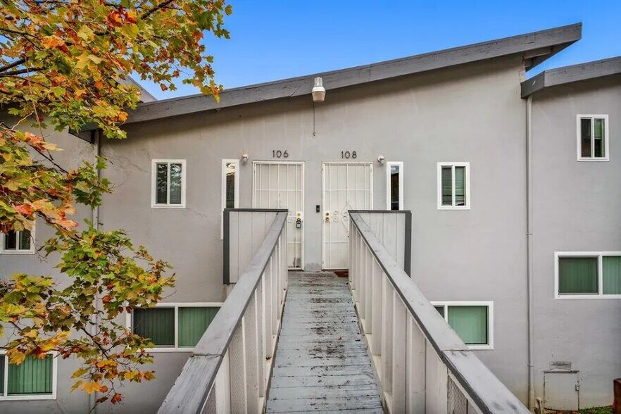 More Photos Of 102-116 Avian Dr, Vallejo Apartments For Sale