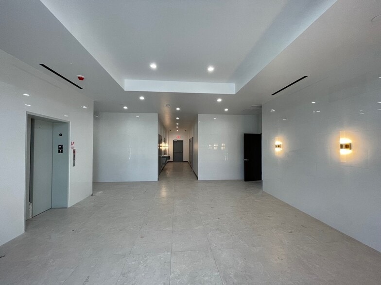 More Photos Of 11301 Lakeline Blvd, Austin Office For Lease