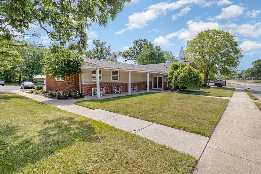 More Photos Of 939 S Wisconsin St, Hobart Religious Facility For Sale