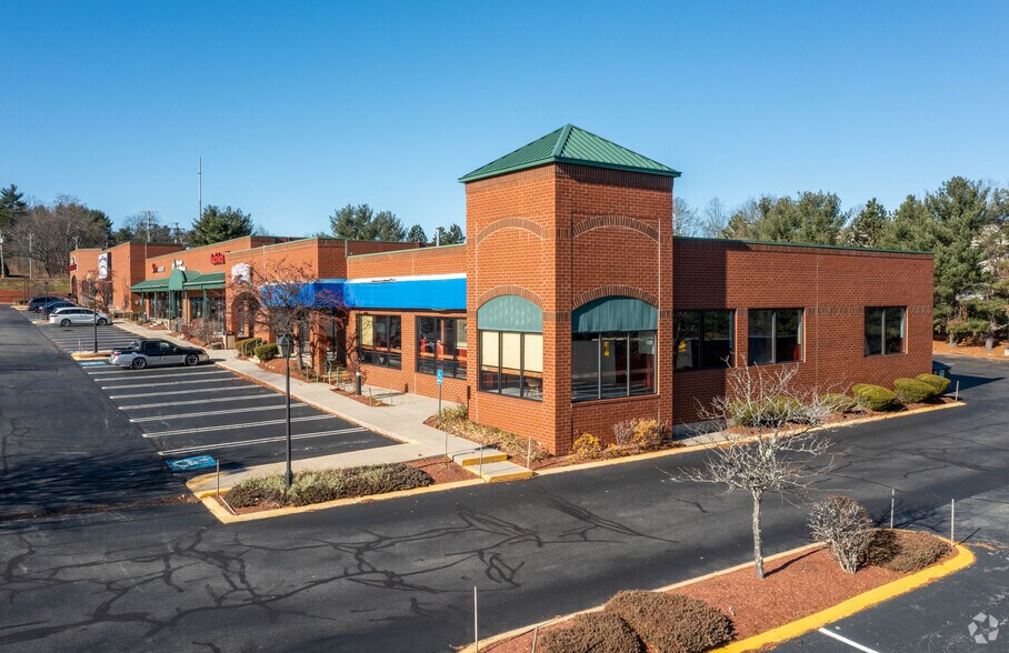More Photos Of 166-174 Daniel Webster Hwy, Nashua Unknown For Lease