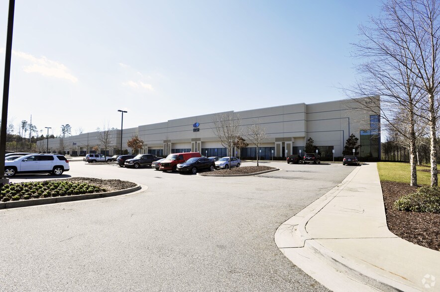 More Photos Of 485 Horizon Dr, Suwanee Warehouse For Lease