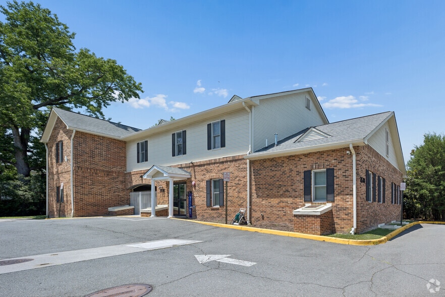 More Photos Of 3538 Moncure Ave, Falls Church Daycare Center For Sale