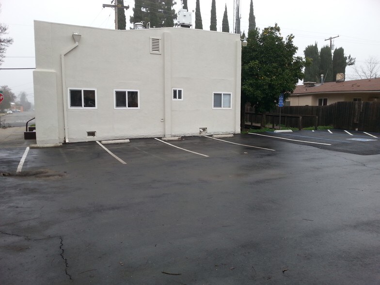 More Photos Of 771 Almond St, Yuba City Office For Lease