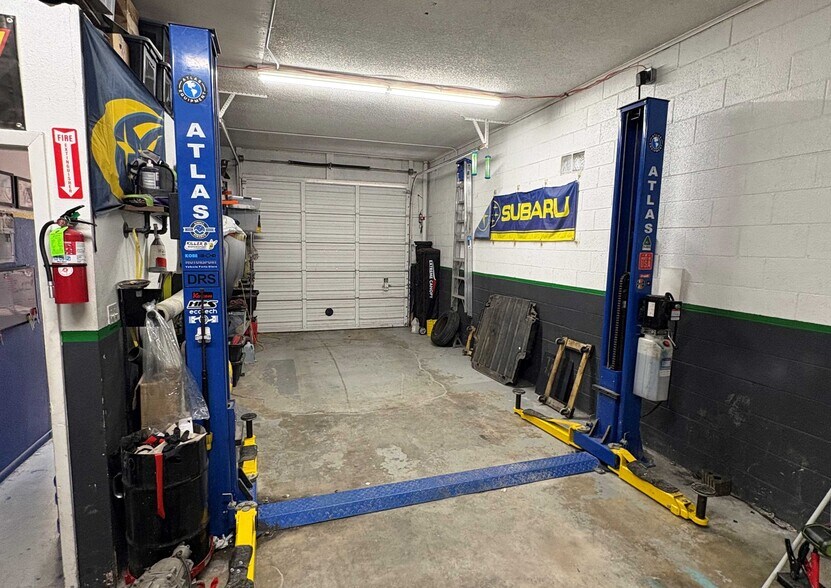 More Photos Of 5634-5636 Newland Way, Arvada Industrial For Sale