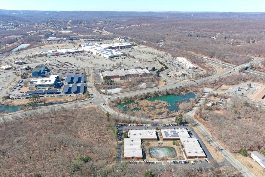 More Photos Of 200 Mineral Springs Rd, Rockaway Medical For Sale
