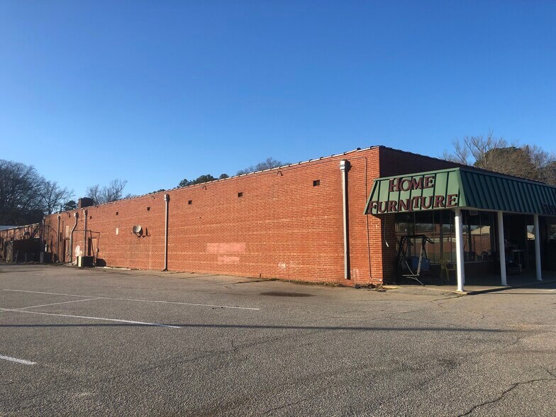 More Photos Of 601-729 Walnut St, Rocky Mount Unknown For Lease