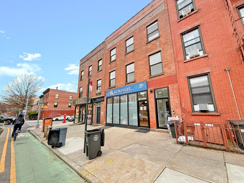 More Photos Of , Brooklyn General Retail For Sale