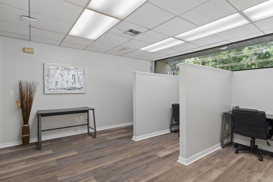 More Photos Of 315 Howell Ave, Brooksville Loft Creative Space For Sale