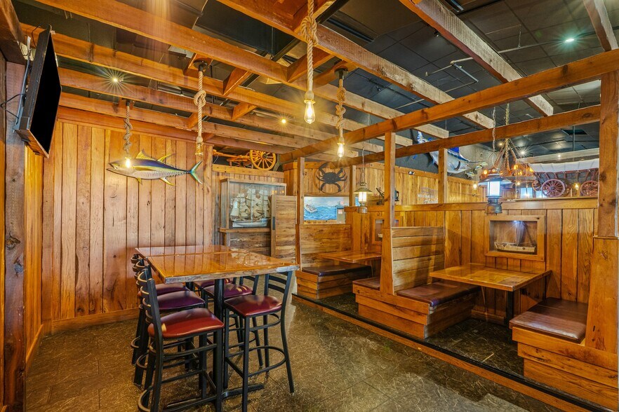 More Photos Of 4170 Us-1 Hwy, Edgewater Restaurant For Lease
