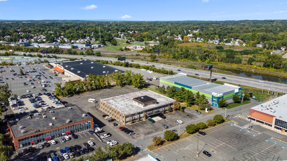 More Photos Of 30-32 N Russell Rd, Albany Office For Sale