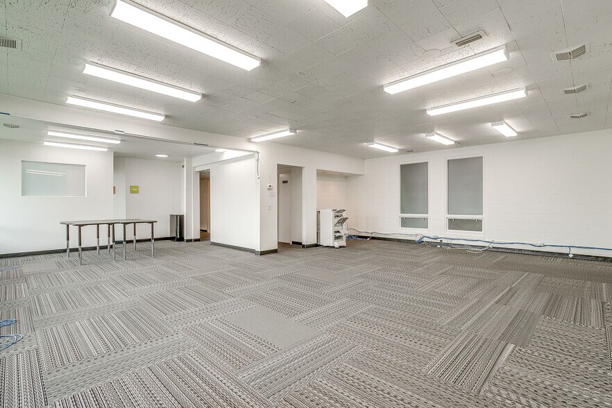 More Photos Of 1413 Rio Grande Ave, Fort Worth Office For Lease
