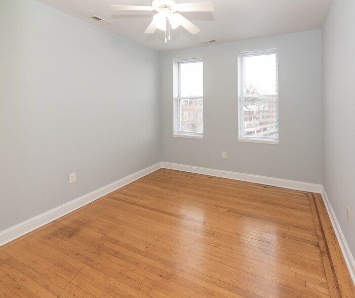 More Photos Of 2445 Lakeview Ave, Baltimore Apartments For Sale
