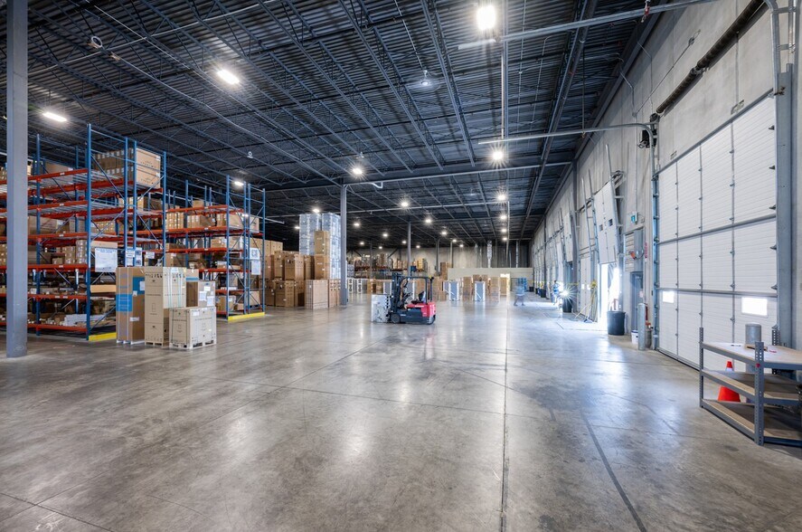 More Photos Of 140 Speirs Giffen Ave, Caledon Warehouse For Lease