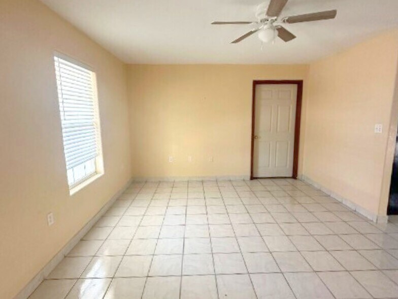 More Photos Of 5007 US Highway 83, Rio Grande City Apartments For Sale