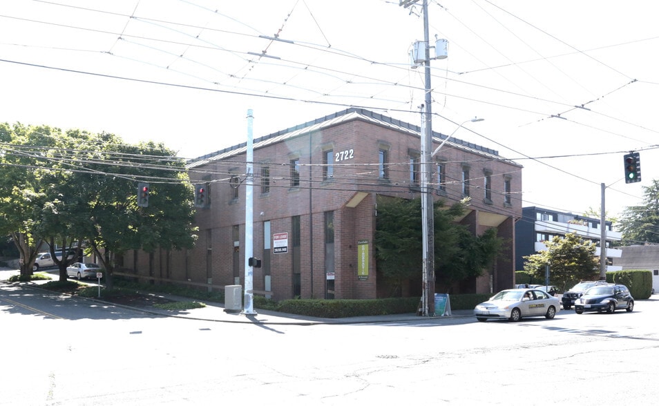 More Photos Of 2722 Eastlake Ave E, Seattle Office For Lease
