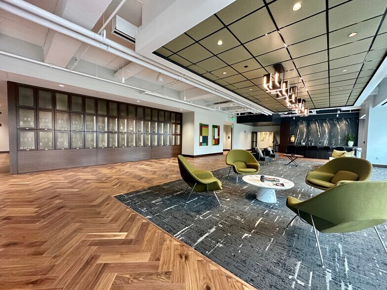 More Photos Of 500 W Jefferson St, Louisville Office For Lease