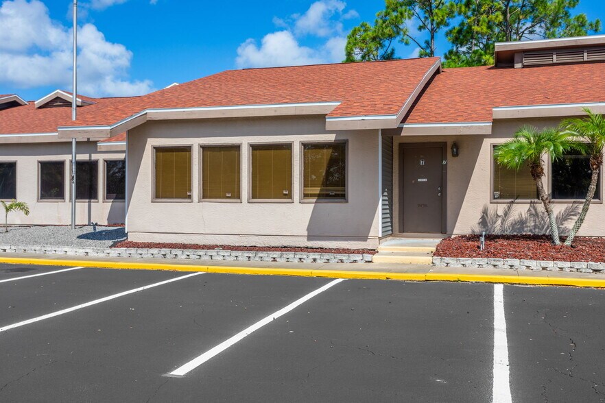 More Photos Of 12029 Majestic Blvd, Hudson Office For Lease