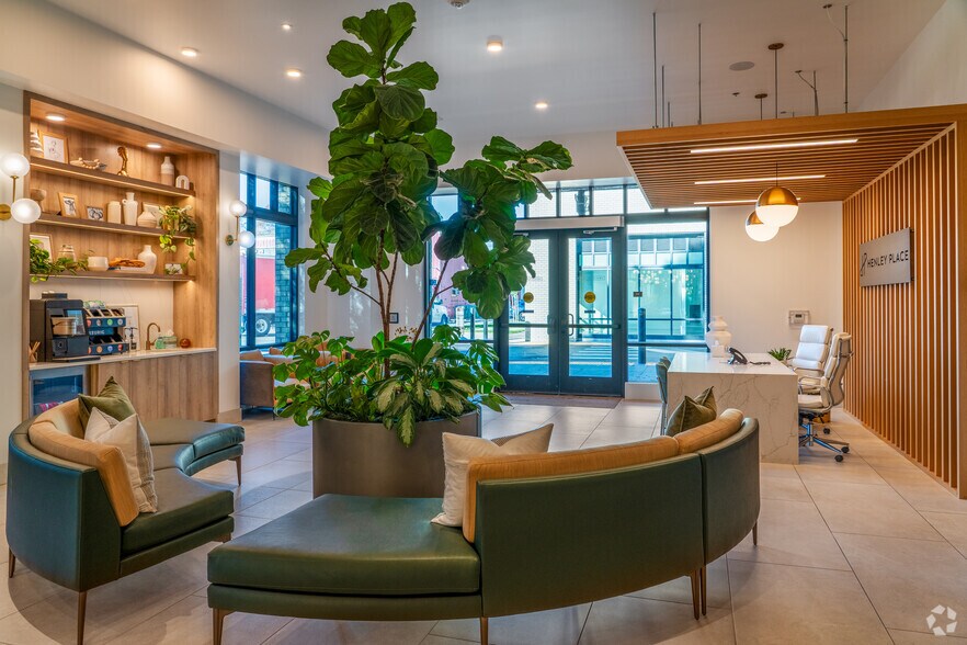 More Photos Of 10306 SE Main St, Milwaukie Apartments For Lease