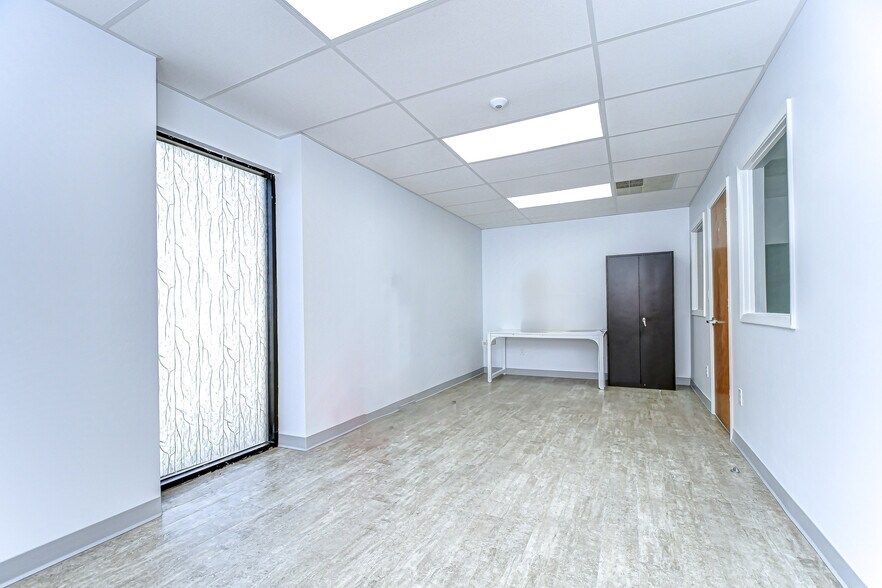 More Photos Of 10770 N 46th, Tampa Medical For Lease
