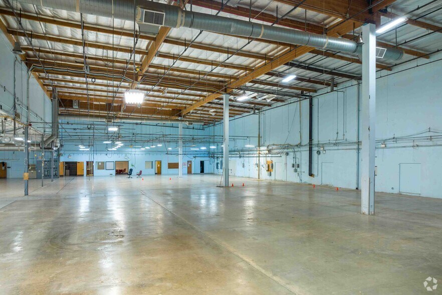 More Photos Of 809 Calle Plano, Camarillo Manufacturing For Sale