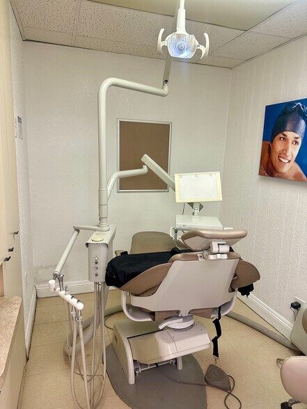 More Photos Of 15301 Washington Ave, San Leandro Medical For Sale