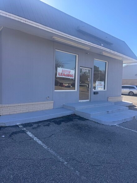 More Photos Of 1515 Main St, Southaven General Retail For Lease