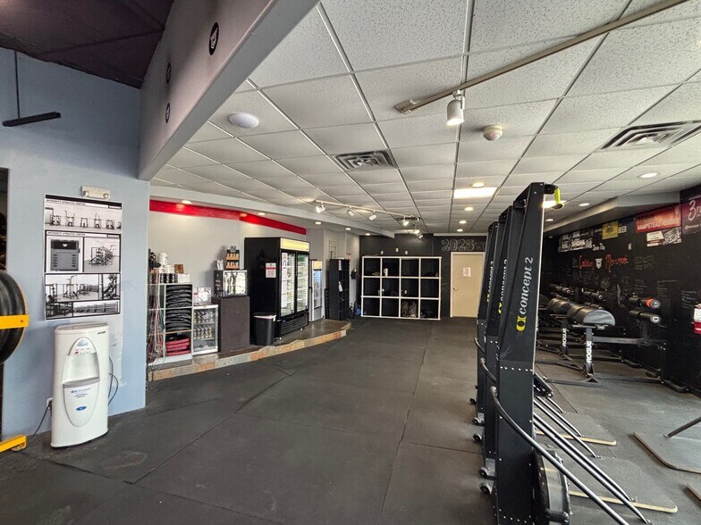 More Photos Of 14653 Us-17 Hwy N, Hampstead Health Club For Lease