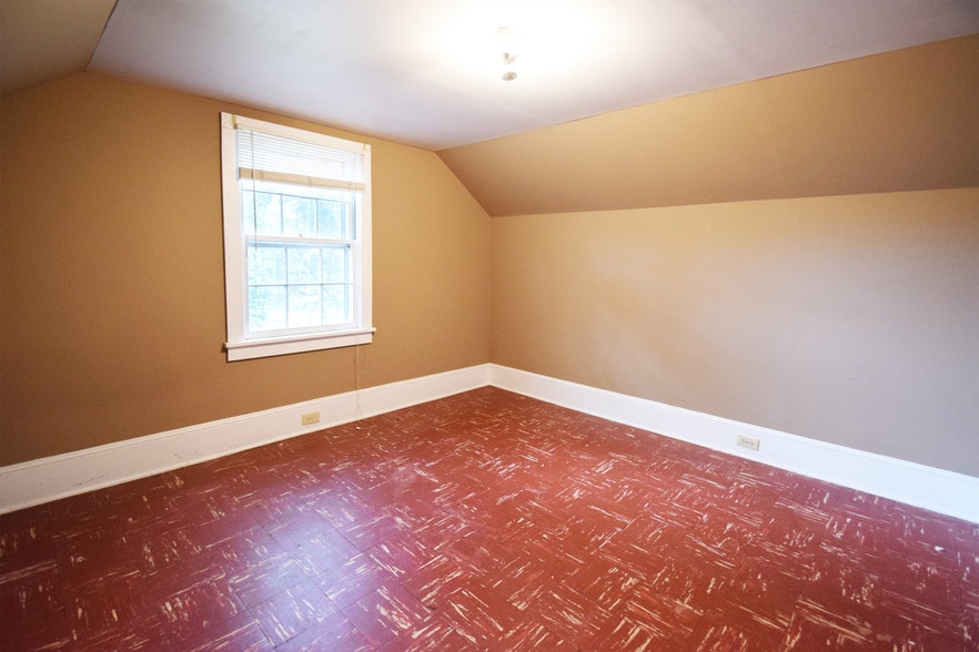 More Photos Of 2306 S Cannon Blvd, Kannapolis Office Residential For Sale