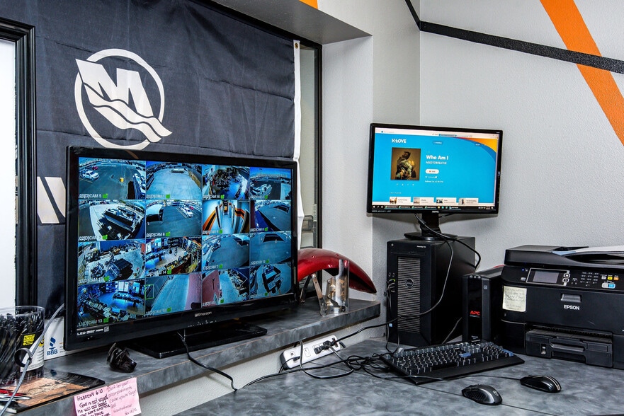 More Photos Of 2106 Highway 95, Bullhead City Auto Dealership For Sale