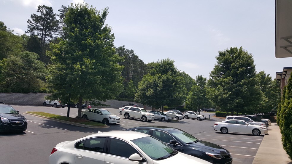 More Photos Of 10224 Hickorywood Hill Ave, Huntersville Office For Sale