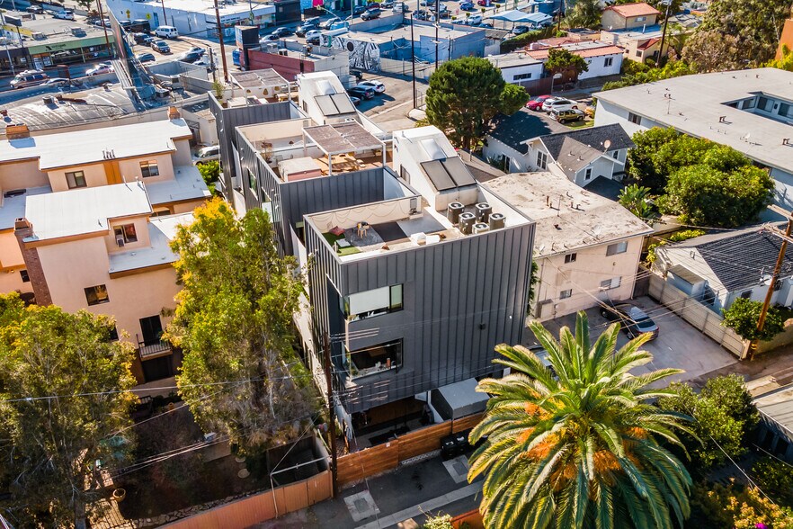 More Photos Of 2478 Penmar Ave, Venice Dormitory For Sale