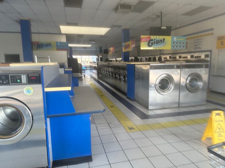 More Photos Of 7772 Garvey Ave, Rosemead Storefront For Lease