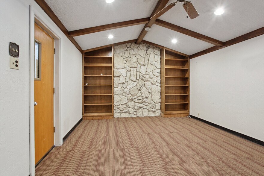 More Photos Of 9200 W Ellsworth Ave, Lakewood Religious Facility For Sale