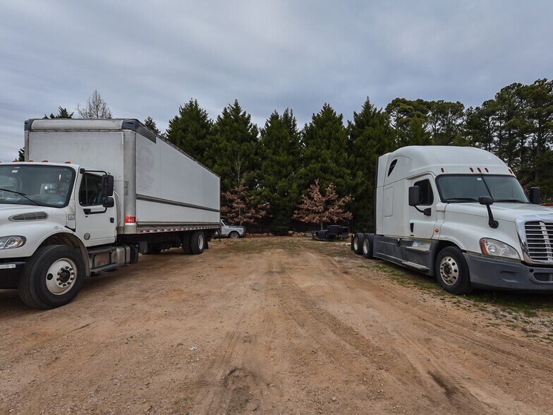 More Photos Of 5108 Western Blvd, Raleigh Land For Lease