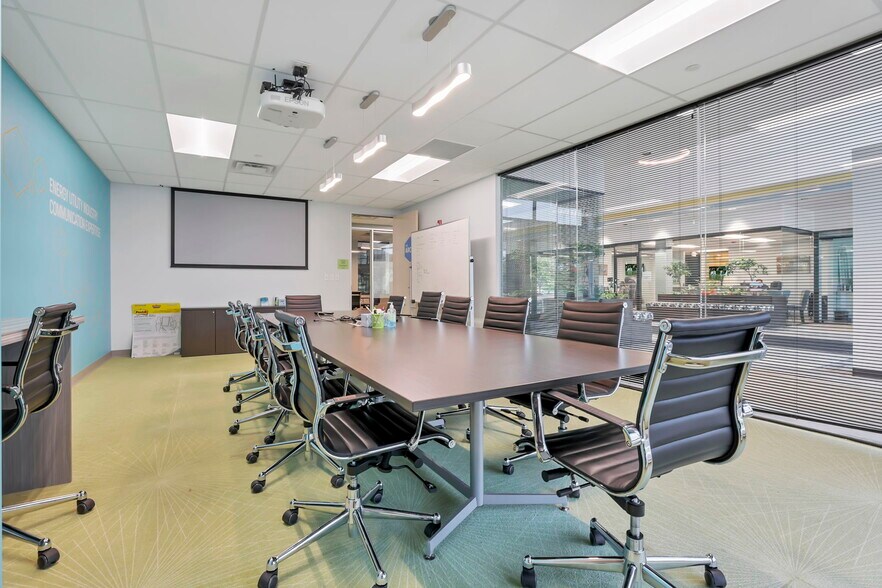 More Photos Of 5500 Frantz Rd, Dublin Coworking Space