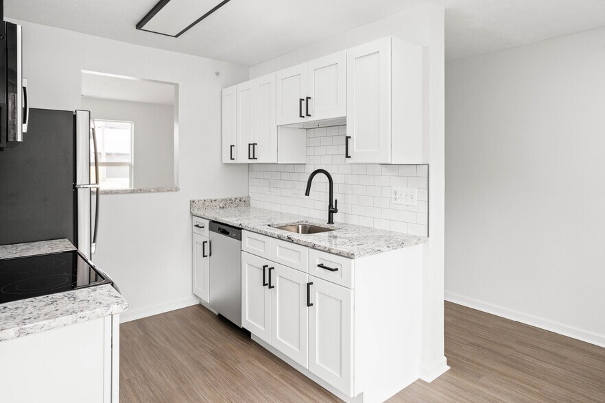 More Photos Of 3821 Central Ave, Indianapolis Apartments For Sale