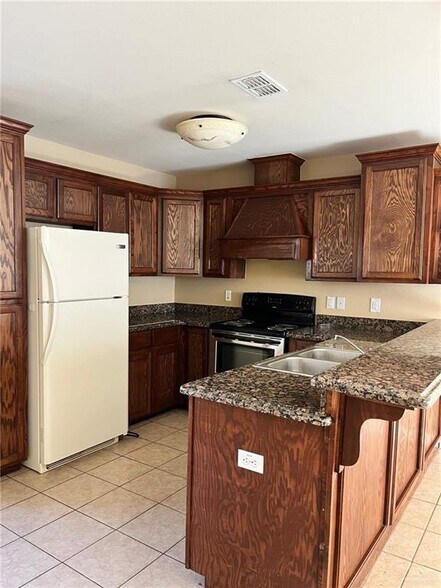 More Photos Of 3802 S Radisson Ave, Pharr Multifamily For Sale
