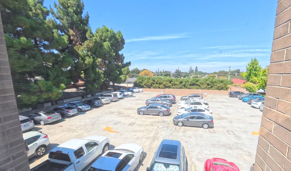 More Photos Of 2039 Forest Ave, San Jose Medical For Sale