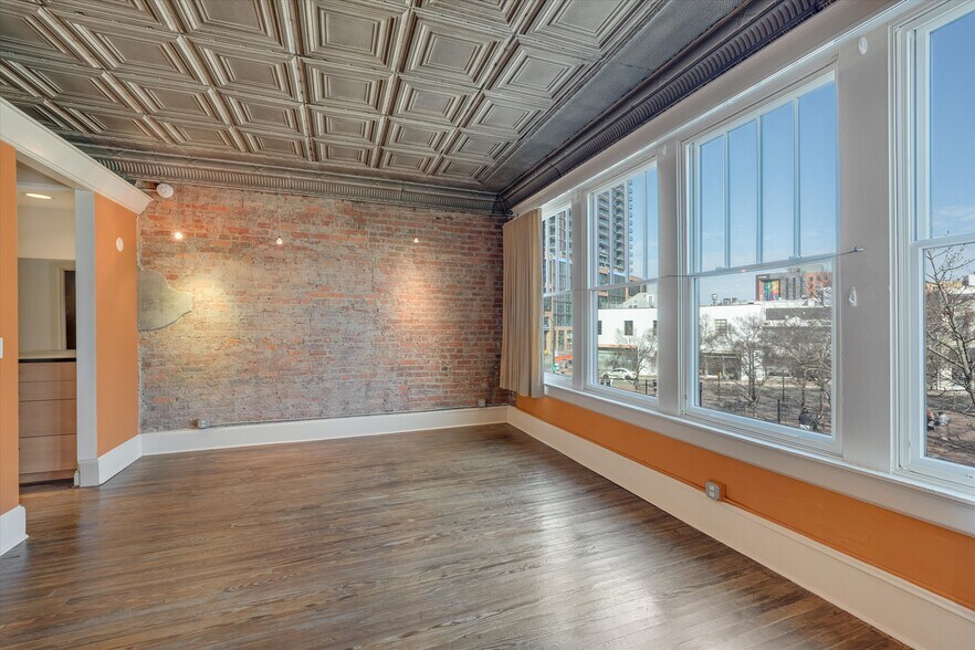 More Photos Of 329 W Main St, Durham Office For Lease